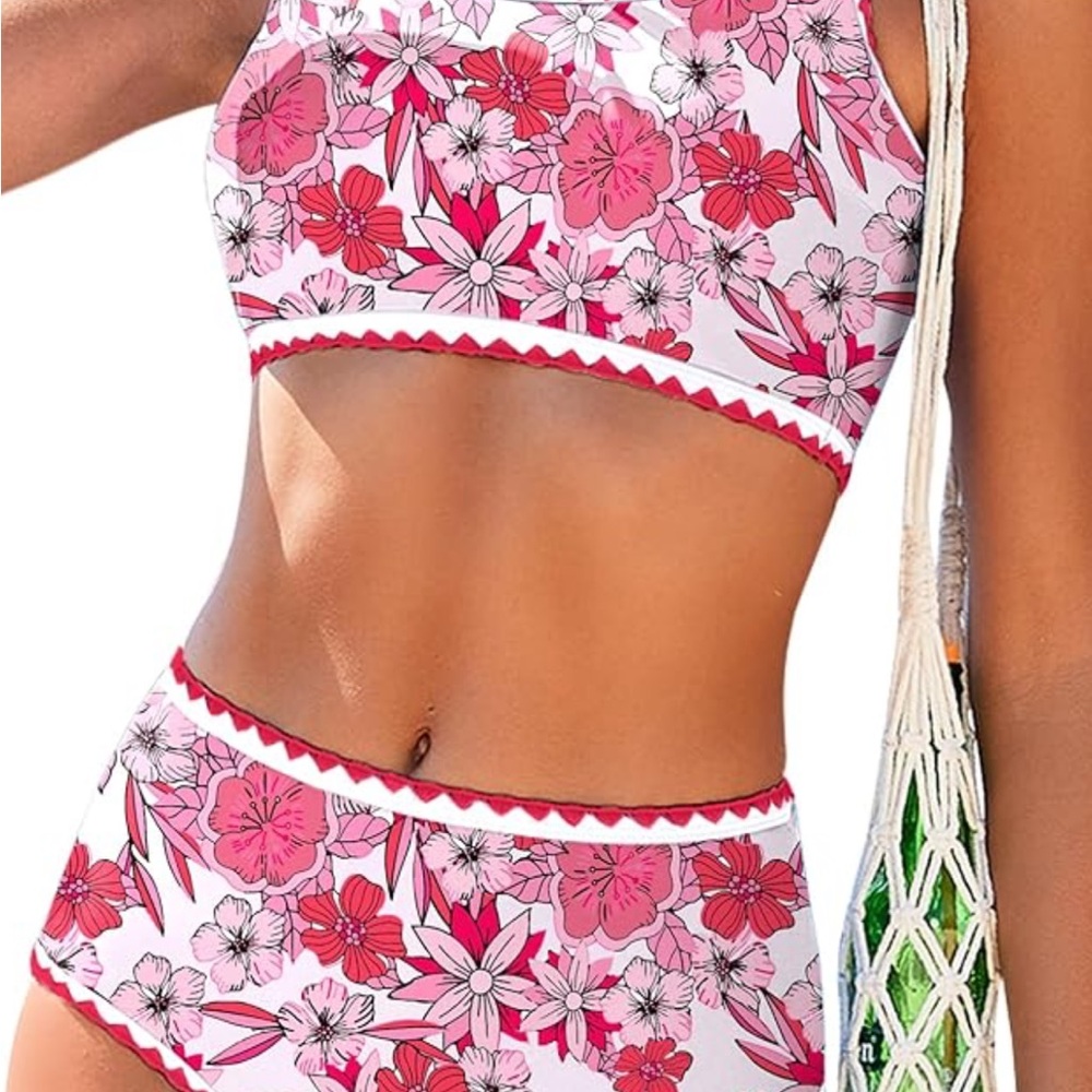 Floral Bikini Set summer ready !